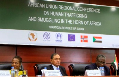 Sudan’s VP, Hasabo Abdel Rahman, and interior minister Ismat Abdel Rahman at a meeting on combating human trafficking organised by the African Union in collaboration IOM, and the UNHCR in Khartoum on 16 Oct 2014 (ST photo)