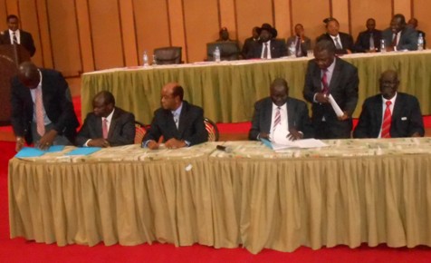 The rival SPLM factions sign a framework agreement in the Tanzanian city of Arusha on 20 October 2014 (ST)