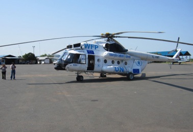 A WFP helicopter working in refugee camps in Ethiopia’s Somali Region (Photo courtesy of the WFP)