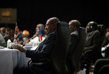 الرئيس السوداني عمر البشير في قمة جوهانسبيرج