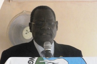 Jonglei's minister for local government Peter Wall Athiu before lawmakers in Jonglei state June 2, 2015 (ST)