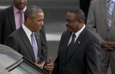 President Barack Obama with Ethiopian prime minister Hailemariam Desalegn, right, at Bole International Airport Addis Ababa , Ethiopia, Sunday July 26, 2015 (Photo AP/Sayyid Azim)