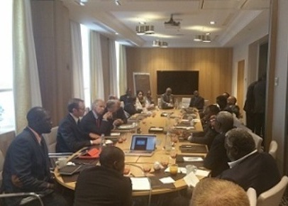 A general view of the meeting of the international special envoys with the factions of the Sudanese Revolutionary Front (SRF) in Paris on 09 September 2015 (Photo Sudan Tribune)