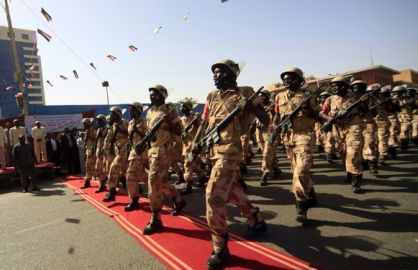 Sudanese troops march during the celebrations for the 55th anniversary of Sudan's independence in Khartoum on December 19, 2010. (Reuters Photo)