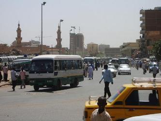 مسجد الخرطوم العتيق وسط العاصمة السودانية