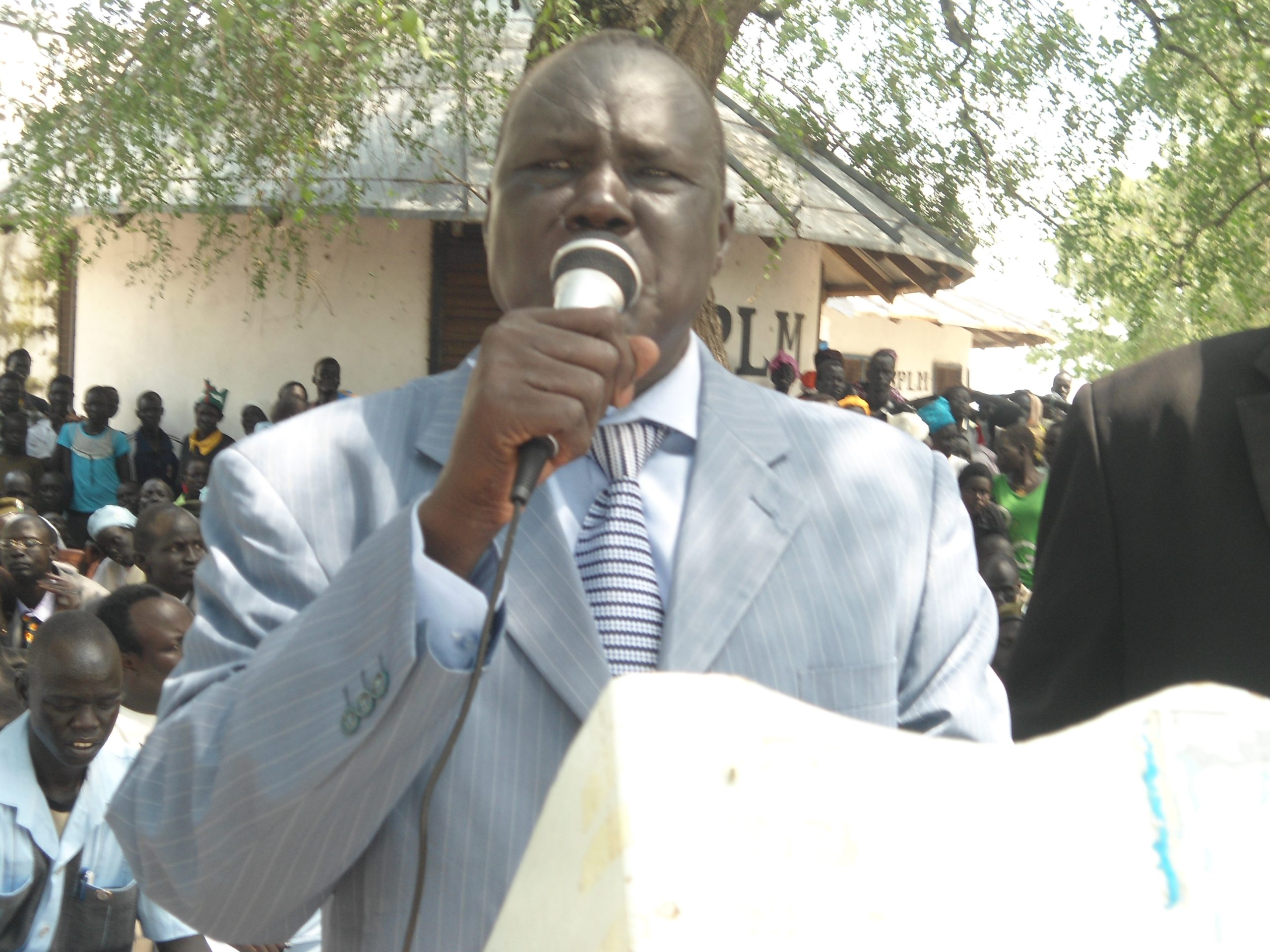 The commissioner of Twic East County, Dau Akoi Jurkuch, addresssing the public celebrating the first anniversary of South Sudan's independence in Panyagoor, 9 July 2012 (ST)