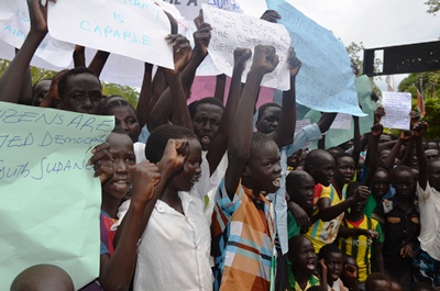 Some of the angry youth protesting in the Jonglei capital, Bor on July 19, 2016 (ST)