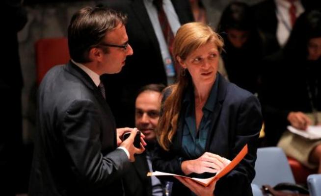 U.S. Ambassador to the United Nations Samantha Power (R) arrives before the UN Security Council voted to approve a resolution in South Sudan , New York, July 29, 2016. (Photo Reuters Andrew Kelly)