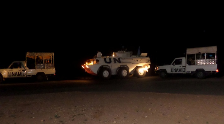 UNAMID peacekeepers in a routine night patrol in El Fasher, North Darfur on 4 September 2016 (UNMAID Photo)