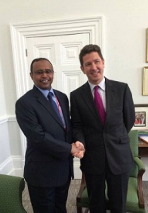 Sudan’s Foreign Ministry Undersecretary Abdel-Ghani al-Naeem, shakes hand with Permanent Under-Secretary at the British Foreign and Commonwealth Office Sir Simon McDonald (ST Photo)