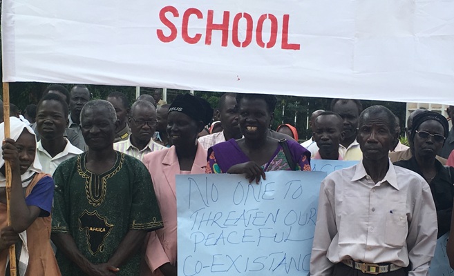 Protestors in Wau on 27, Oct, 2016 (ST Photo)
