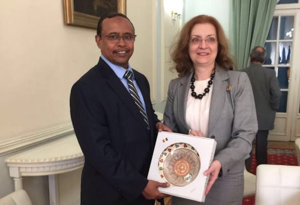 Romanian Secretary of State Daniela Gîtman, poses for picture with the visiting Sudanese  Foreign Ministry Under-Secretary Abdel-Ghani al-Na’im in Bucharest on 18 October 2016 (ST Photo)