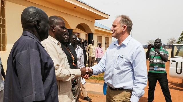 David Shearer, UNMISS greets Gogrial State officials during a visit to its capital Kuajok, on 29 March 2017 (UNMISS Photo)
