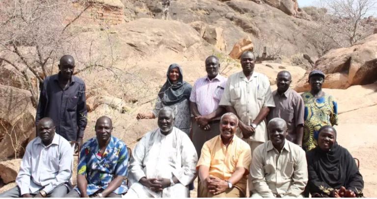 SPLM-N leader Malik Agar (Center) with SPLA-N chief of satff Jacod Mekouar (L) and SPLM-N SG Yasir Arman pose for a collective picture in the Nuba Mountains at the end of their meeting (ST Photo)