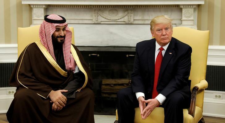 U.S. President Donald Trump meets with Saudi Deputy Crown Prince and Minister of Defense Mohammed bin Salman in the Oval Office of the White House in Washington, U.S., March 14, 2017. (REUTERS/Kevin Lamarque)