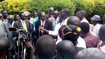 The Republican Party of South Sudan leader Lewis Anei speaking to reporters (ST)