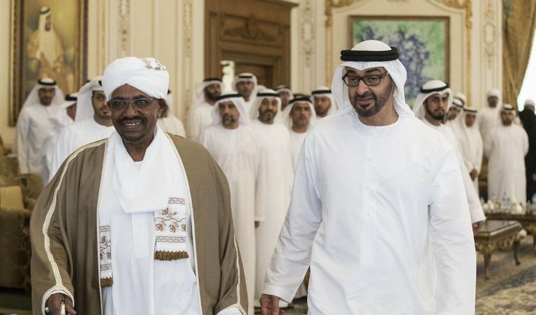 Sudanese President Omer al-Bashir received by the Crown Prince of Abu Dhabi Mohammed bin Zayed Al-Nahyan on Monday 17 July 2017 (WAM photo)