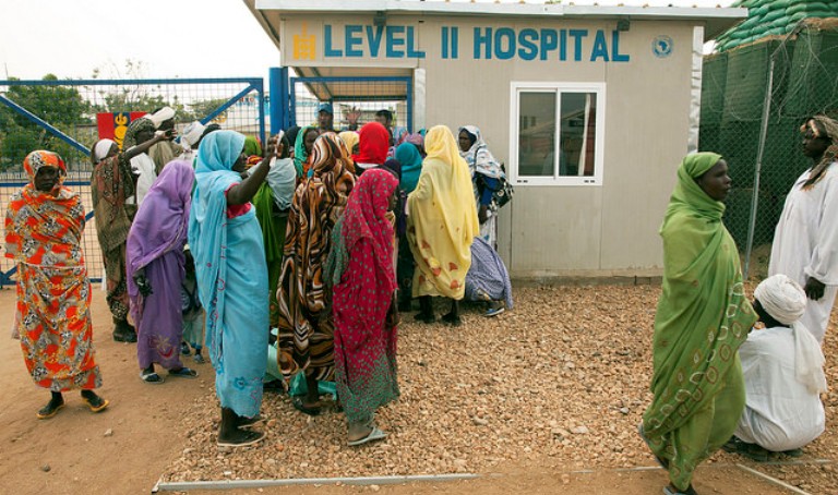 Patients from nearby localities wait to register at the Mission's hospital in Kabkabiya, North Darfur on 30 March 2015. (UNAMID Photo)