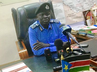The director general at South Sudan immigration department, Majak Akec Malok speaks to reporters in Juba, December 14, 2017 (ST)