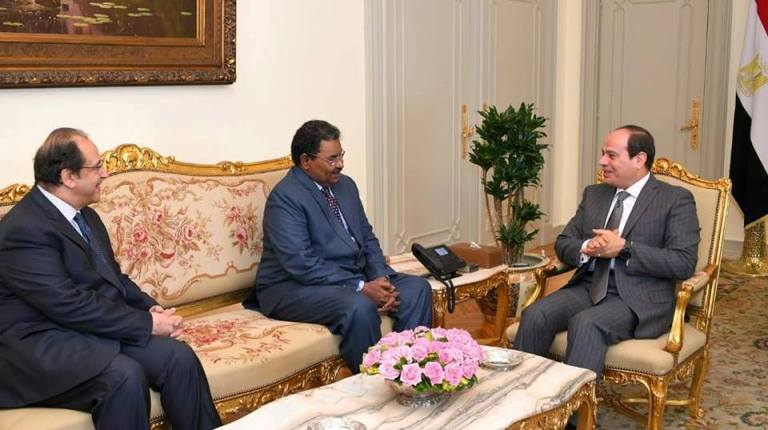 President al-Sisi (R) meet NISS director Salah Gosh on 3 June 2018 - (Photo Egyptian presidency)