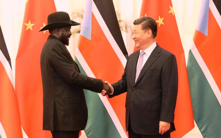 Chinese President Xi Jinping (R) meets with South Sudanese President Salva Kiir at the Great Hall of the People in Beijing, capital of China, Aug. 31, 2018. (Xinhua/Yao Dawei)