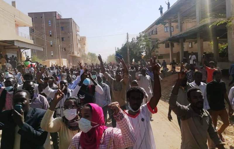 Demonstrators in the streets of Khartoum North on 13 January 2019 -(ST photo)