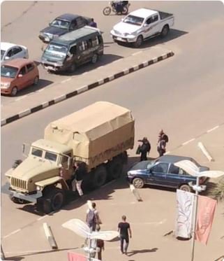 Wagner military spotted in Khartoum streets during last December protests (photo activists)