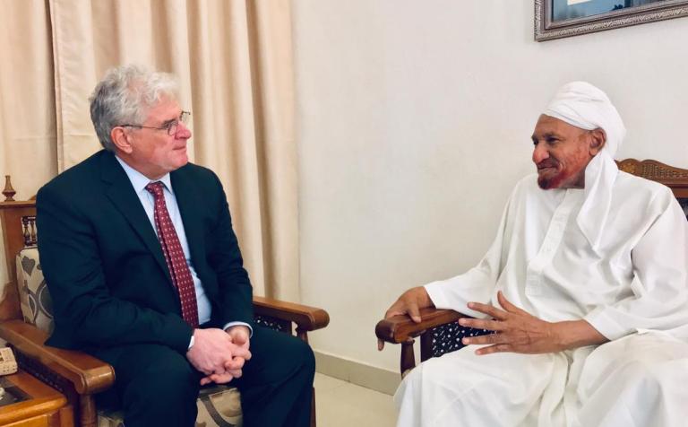 U.S. Chargé d’Affaires Steven Koutsis meets with Imam Sadiq Al-Mahdi on 11 Feb 2019 (Photo US Embassy)