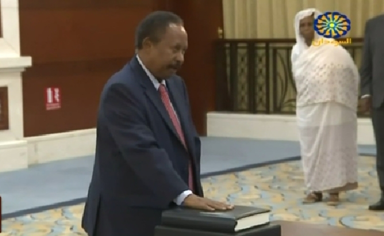 Sudan's Prime Minsiter Abdallah Hamdok swearing in on 21 August 2019 (AFP photo)