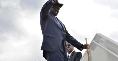 South Sudan's President Salva Kiir departs Juba for Kampala, Uganda on August 24, 2019 (PPU)