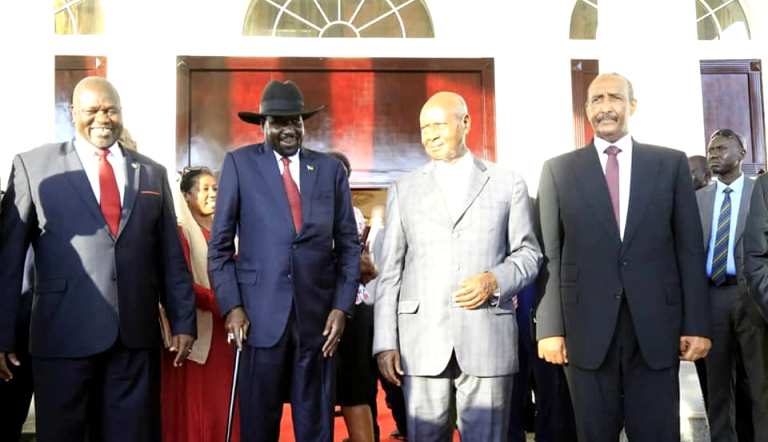 From the left: Machar, Kiir , Museveni and al Burhan pose in Entebbe after the extension of the pre-transitional period for 100 days on 7 Nov 2019 (Sovereign Council Photo)