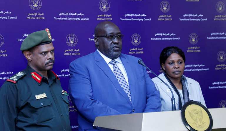 Juck Bor (C) Chairman of the Joint Committee for Humanitarian  and cessation of hostilities in the Two Areas, with Buthaina Ibrahim Dinar (L)  head of SPL-N Agar delegation and Brigadier General Musa Omer head of the Sudanese delegation on 28 Jan 2020 (SC photo)