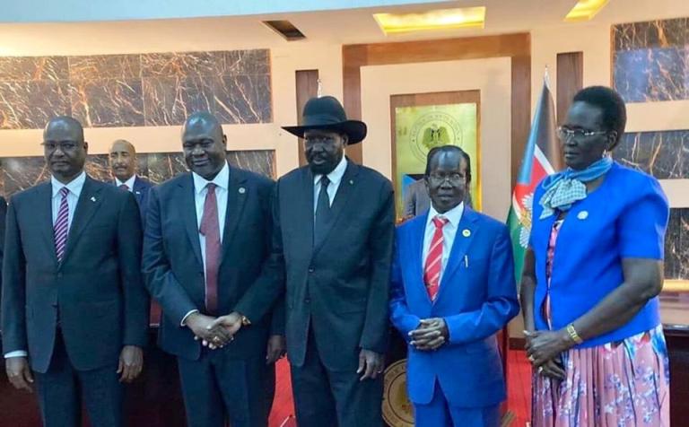 Kiir poses with Mchar, Wani, De Mabior and Taban Deng after the swearing ceremony on 22 Feb 2020 (ST photo)