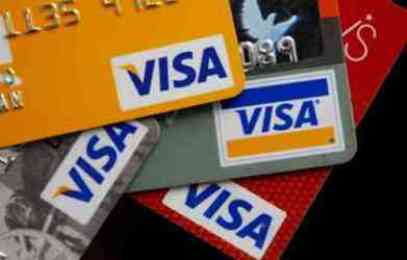 Visa cards (Getty Images)