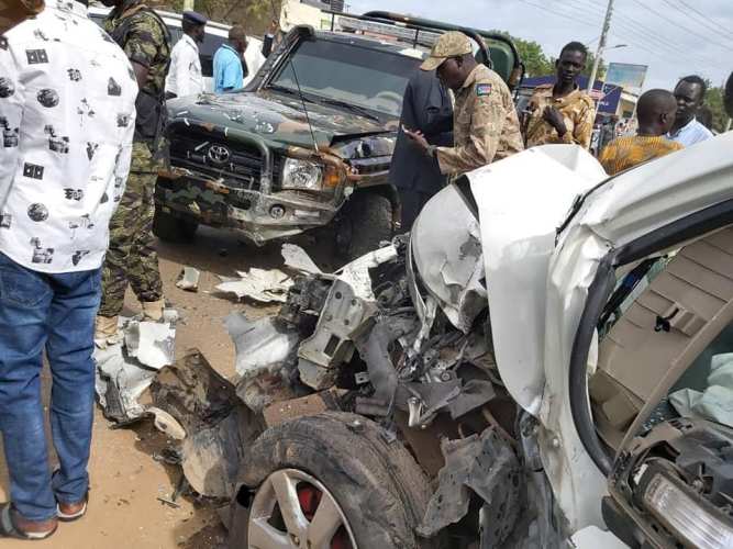A picture showing the damaged vehicle of the presidential guard in Juba after an attempt by the uncontrolled  Land Cruiser (R) driver to crash Kiir's motorcade on 22 March 2020 (ST Photo)