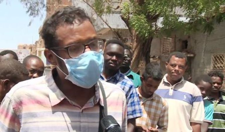 Sudanese health worker speaks to Aljazeera TV about coronavirus pandemic in Khartoum on 18 March 2020 (STphoto)