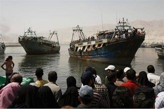 أهالي الصيادين المصريين بالمطرية ينتظرون قدومهم قبل قرار السلطات السودانية إعادة احتجازهم ـ إرشيف (وكالات)