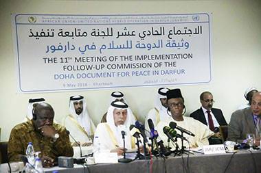 وسطاء متابعة تنفيذ اتفاق الدوحة في إجتماعهم الـ(11) بالخرطوم..الاثنين 9 مايو 2016 صورة لـ(سودان تربيون)