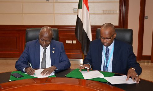 وزارة الطاقة السودانية توق مذكرة تفاهم مع مكتب الامم المتحدة لخدمات المشاريع