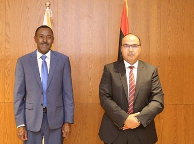 قنصل السودان ورئيس بلدية بنغازي