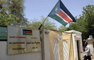 صورة لمبنى سفارة جنوب السودان بالخرطوم - رويترز