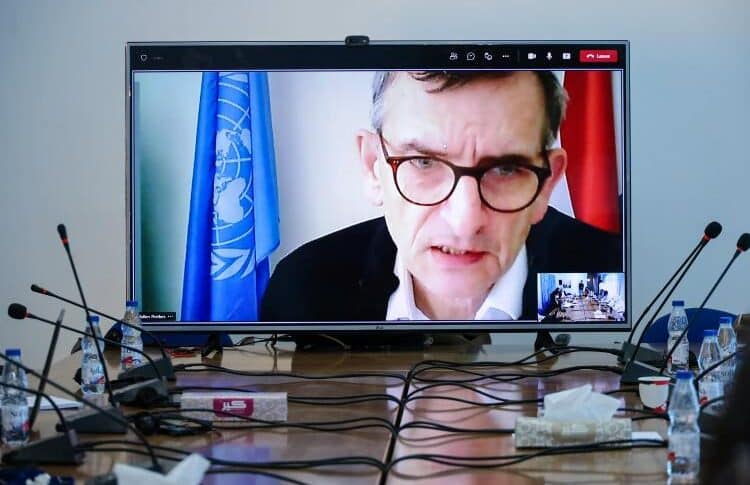فولكر يتحدث في اجتماع مع قوى الحرية والتغيير في 16 يناير 2022