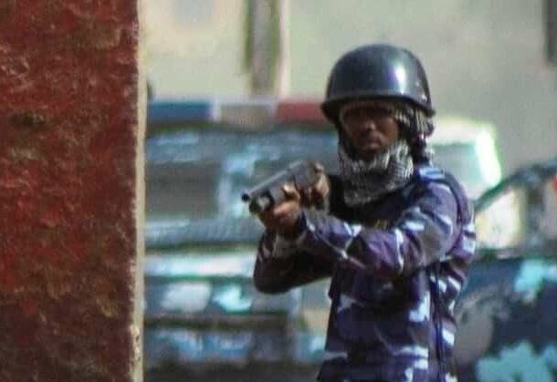 Policeman shots on protesters