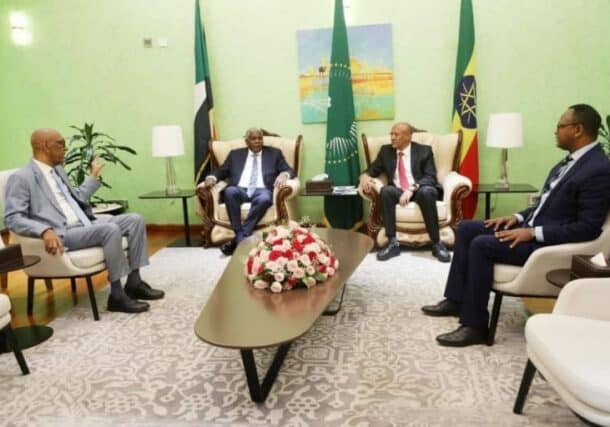 Ahmed Ibrahim Mufadal (R) GIS Director meets with Temesgen Tiruneh Dinku NISS in Addis Ababa on Ocrober 14, 2022