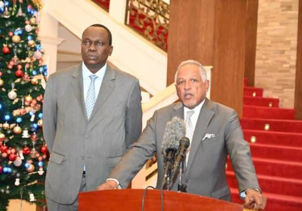 Sudan's, South Sudan underscredaries read a joint commuiqué at theend of Burgan-Kiir meeting in Juba on January 12, 2023