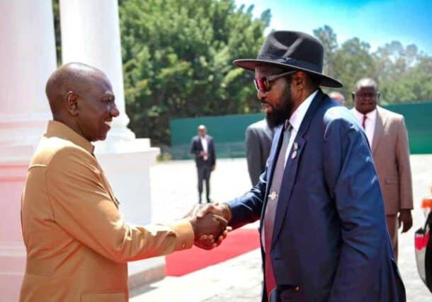 President Williams Ruto of Kenya shakes hands with President Salva Kiir in Nairobi on August 19, 2023 (SS presidency photo)