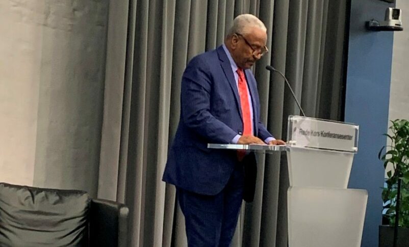 Arman speaks at a conference on Sudan held in Oslo on November 27, 2023