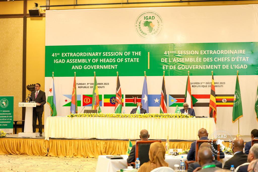 Khartoum refuse de reconnaître la déclaration de l’IGAD, et Al-Burhan et Hemedti échangent des conditions pour une rencontre directe