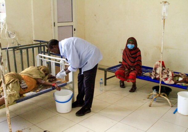 Patients suffering from cholera receive treatment at a rural isolation centre in Wad Al-Hilu in Kassala state in eastern Sudan, Aug. 17, 2024. (AFP Photo)