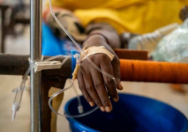 A cholera patient receives treatment at an MSF supported hospital in Kassala MSF photo